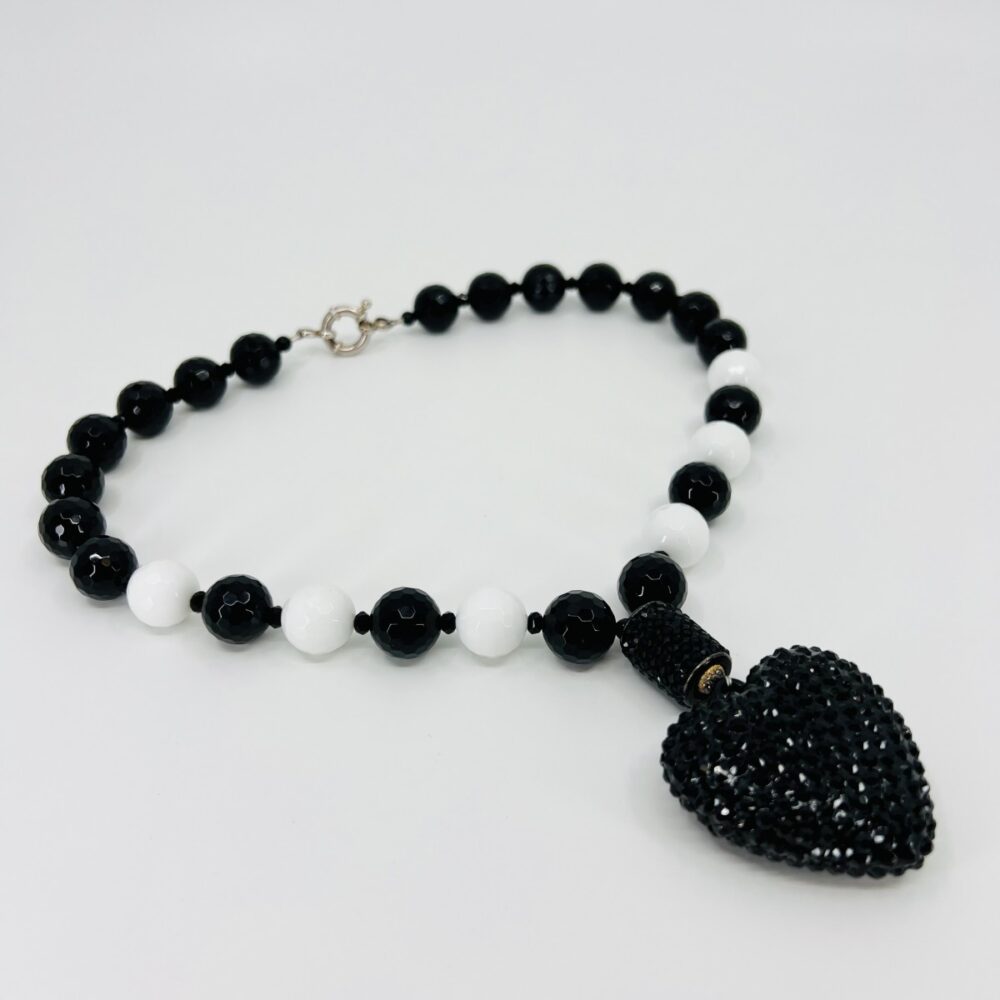 black&white heart