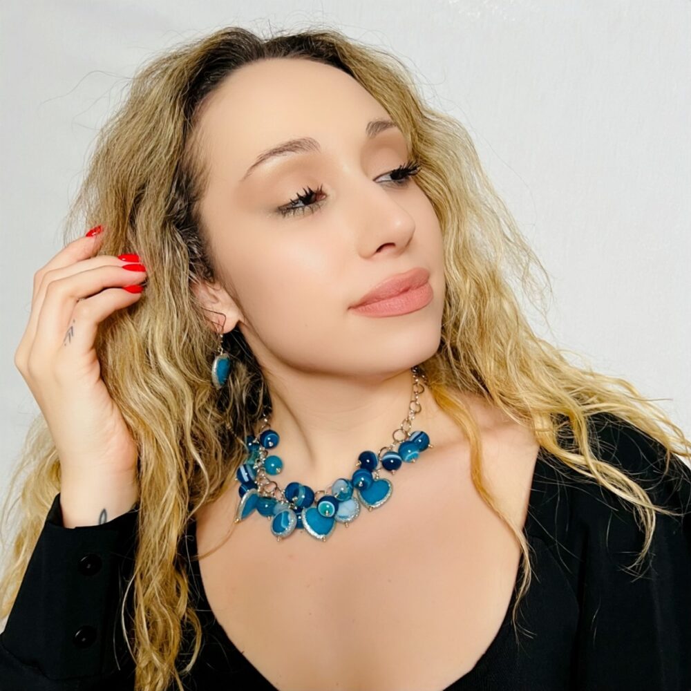 blue agata