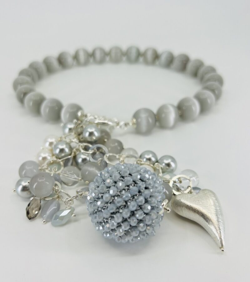 Silver sparkling bomb