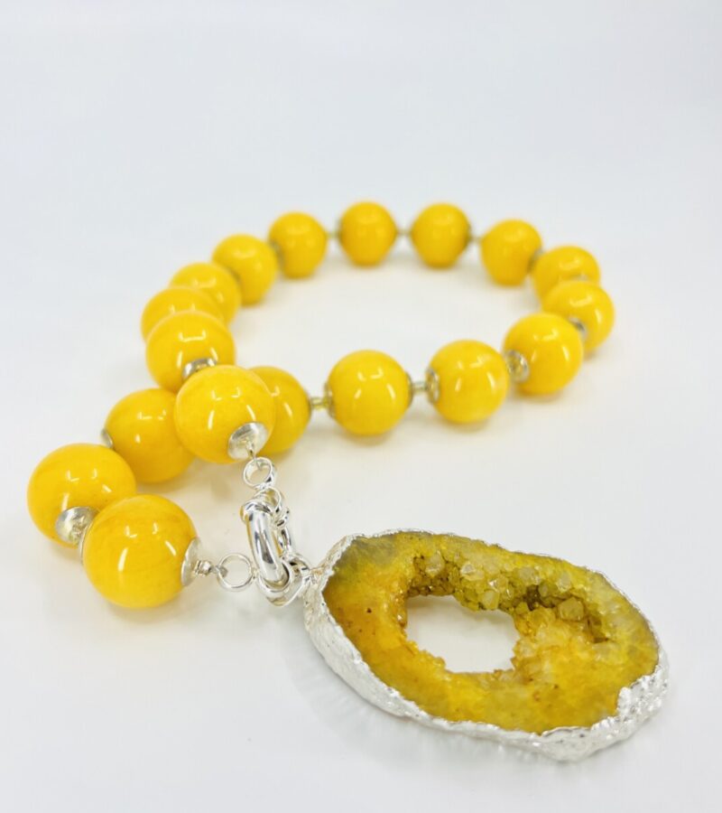 yellow stones