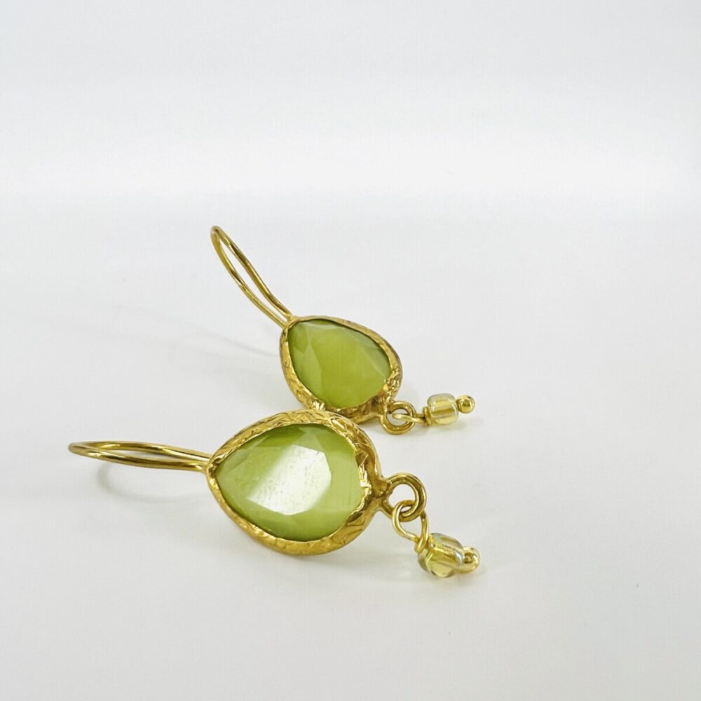 green alexandrit earrings