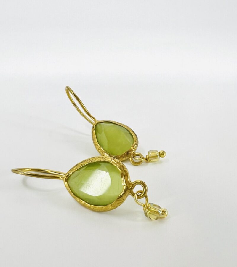 green alexandrit earrings