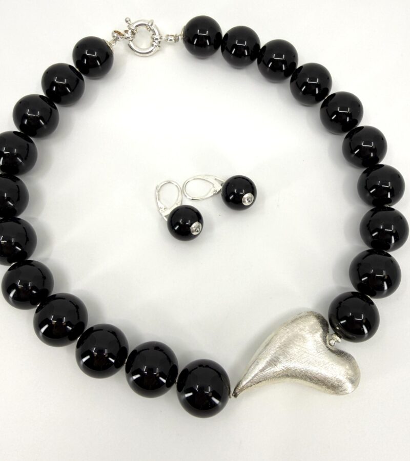 Midnight heart Midnight heart