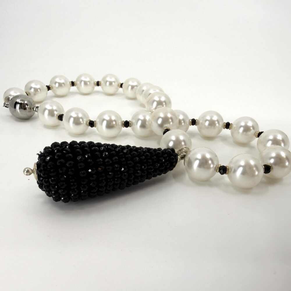 Nocturna pine Nocturna pine