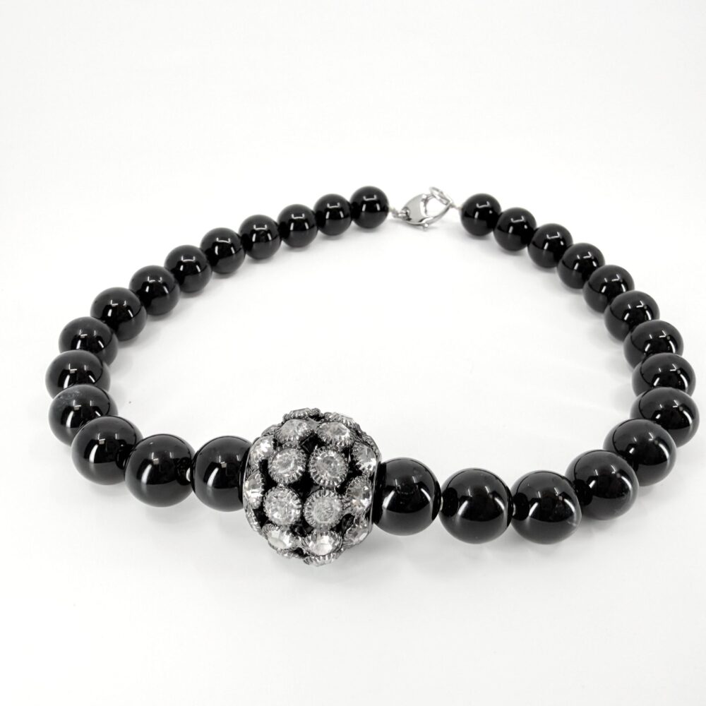 Midnight essence Midnight essence