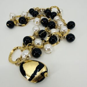 Midnight pearl essence Midnight pearl essence